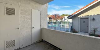 Stylish 2BD/2BA Condo in Mira Mesa's Summit Ridge Community with Private Patio & Pool Access Gallery 15