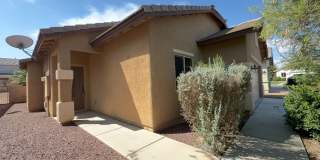 Beautiful 4 bedroom home - Holiday Subdivision Gallery 1