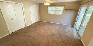 4-bed/2-bath in South Tyler! Gallery 22