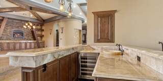 514 Mandalay Court Gallery 73