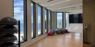 987 Queen Street Gallery 13