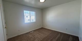 Freshly Painted, New Carpet Throughout - Home For Rent In Springville!!! Gallery 57