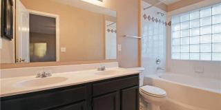 Lovely 4 bedroom inEast Side El Paso!! Gallery 11