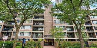 1555 N Sandburg Terrace 1555 N Sandburg Terrace Gallery 1