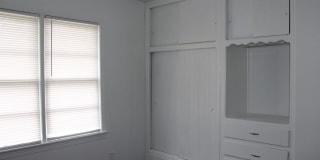 3-4 Bedrooms! Gallery 8