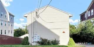 220 Alder Street Gallery 20