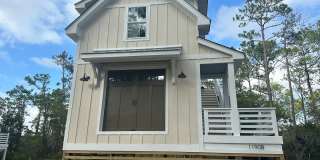 Fully Furnished - 1 Bedroom Apartment with Deck and Storage Gallery 1