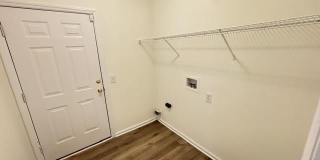1386 Harvest Road Gallery 17