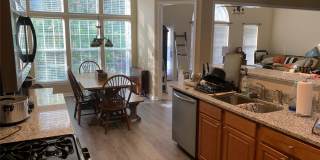6860 Lakecrest Court Gallery 12