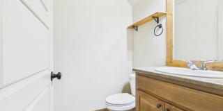Beautiful 3-Bedroom Condo Near Four Corners Gallery 9