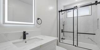 1832 Summit Avenue Gallery 7
