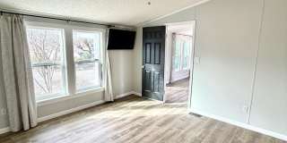 5333 S Santa Claus Avenue 5333 S Santa Claus Avenue Gallery 21