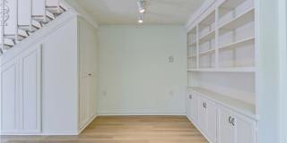 2057 Via Mariposa Gallery 10