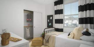 Banyan South Mountain Gallery 14