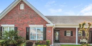 $500 Off 1st Month's Rent - 2 Bdrm/ 2 Bath, Townhome in Wilmington Gallery 1