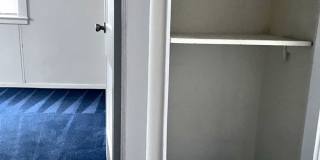 Two Bedroom, Spacious Apartment Gallery 10