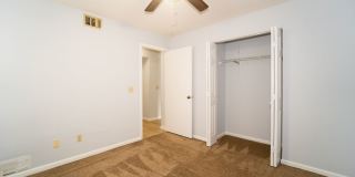 2/2 1st Floor Apartment Gallery 21