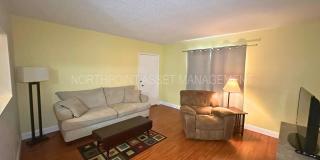 Charming 2BR 1BA Home w/ Pool Access in Fort Lauderdale Gallery 5