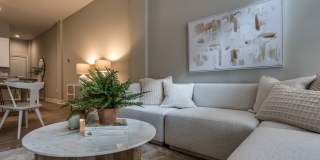 Eight West Third Apartments Gallery 6