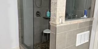 4500 Post Road Gallery 24