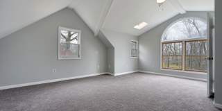 13 Swain Avenue Gallery 28