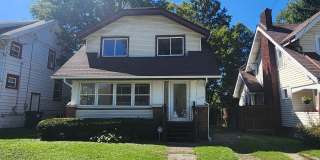 4 Bed / 1.5 Bath Fully Updated Home 4 Bed / 1.5 Bath Fully Updated Home Gallery 1
