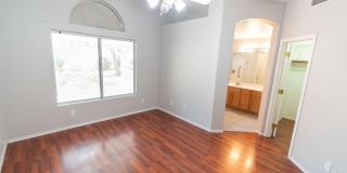 449 N WINDSOR Gallery 23