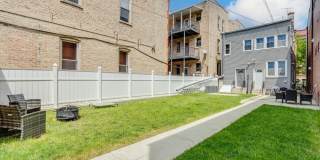 522 N Armour Street Gallery 23