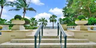 16051 Collins Ave Gallery 59