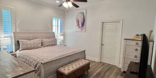 SPACIOUS 3 BEDROOM HOME WITH ALL UTILITIES INCLUDED Gallery 10