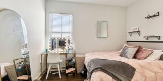 7519 Maple Street Gallery 22