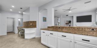 25 Bolinas Gallery 10