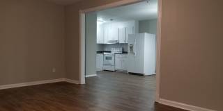 Awesomely Located 3 bedroom 2 bath Available! Gallery 5