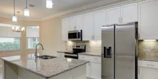 7474 Great Oak Place Gallery 1