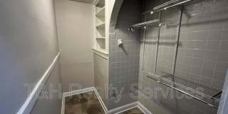 4210 Graceland Avenue Gallery 14