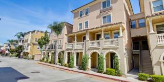 4 Bedroom Townhome in the Promenade at Spectrum Community Gallery 1