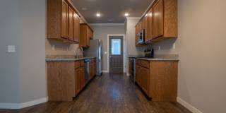 Charming 3-bedroom, 2-bathroom home located in the beautiful Pea Ridge, AR Gallery 8
