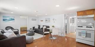 7 S Richards Ave Gallery 6