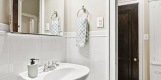 Belmont Buckingham Gallery 29