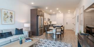 The Hudson Gallery 28