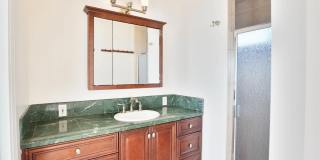 1341 Plum St Gallery 19