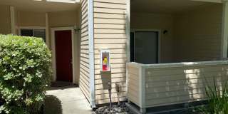 Remodeled 2 Bedroom 2 Bath Condo in Park-like Cedar Gables Community! Gallery 1