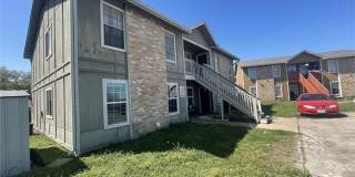 Charming 2-Bedroom Townhome for Rent in Prime East Austin Location – Your Ideal Urban Retreat! Gallery 1