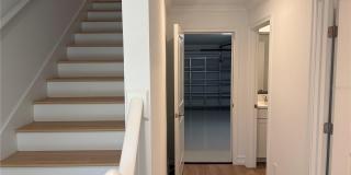 1427 W CHESTNUT STREET Gallery 4