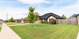 Stylish 3-Bedroom, 2-Bathroom Home for Rent! Gallery 3