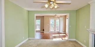 Welcome to 4820 Manteo Lane—3 BD/2.5 BA house located on a cul-de-sac street in the Farmbrook Subdivision! Gallery 10