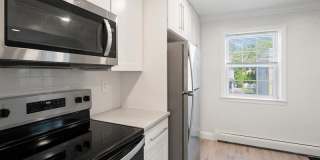 48 Roseland Avenue Gallery 24