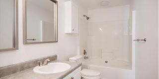 1216 Longpoint Drive Gallery 13