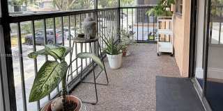 450 Commodore Dr Gallery 14