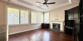Gated 4 Bedroom 3 1/2 Bath Two Story Home Gallery 5